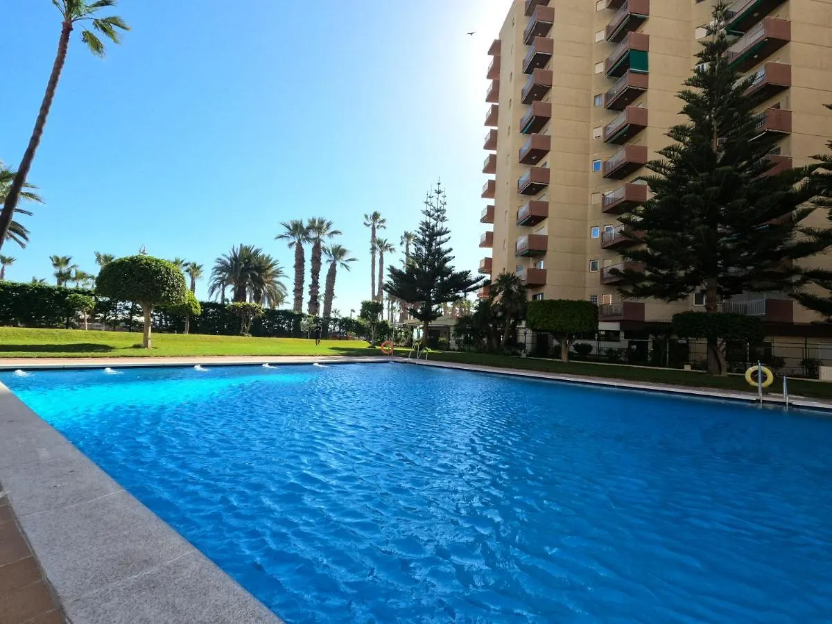 Rentitspain Gondolas Tenis Y Balcon Con Vista Al Mar Almunecar