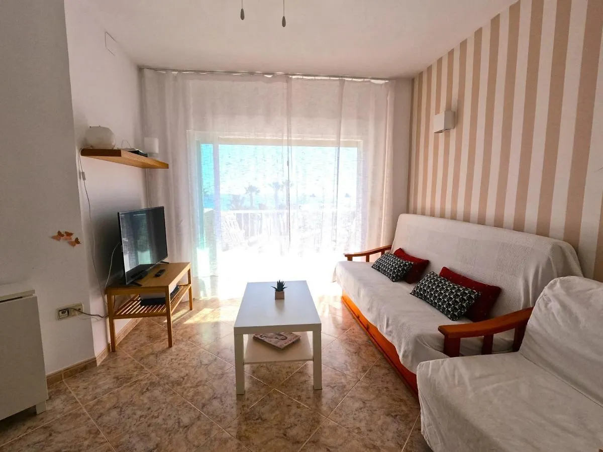 Rentitspain Gondolas Tenis Y Balcon Con Vista Al Mar location